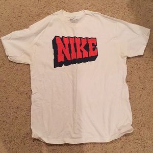 Nike Loose Fit T-shirt